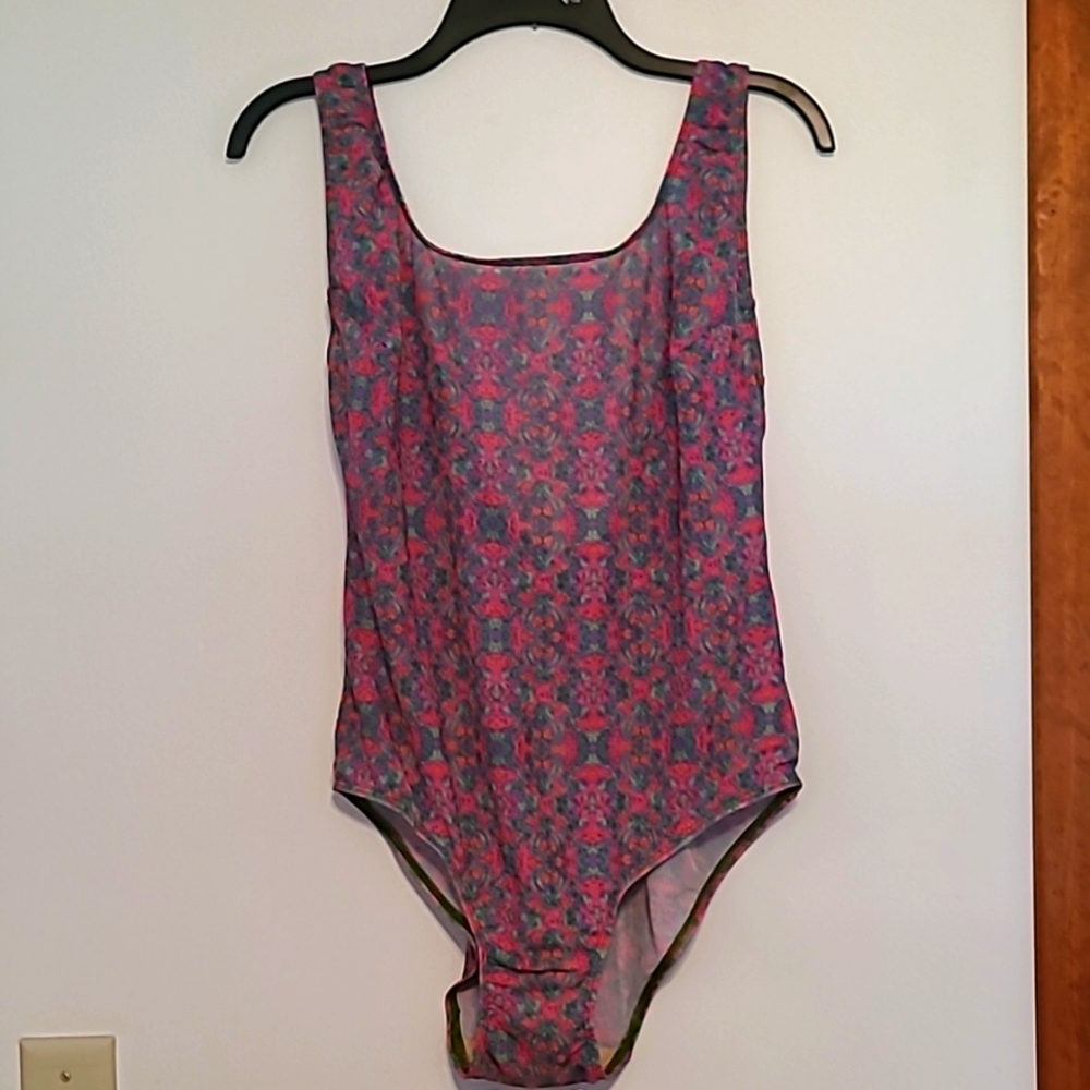 NWT Lifestyles Direct fast dry tan through swimsuit 18